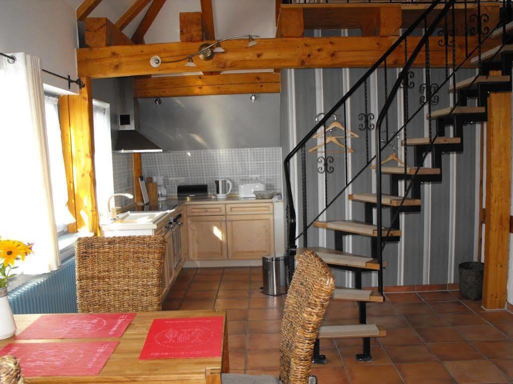 Pension Zum Brauhaus ชตราลซุนด์ ภายนอก รูปภาพ